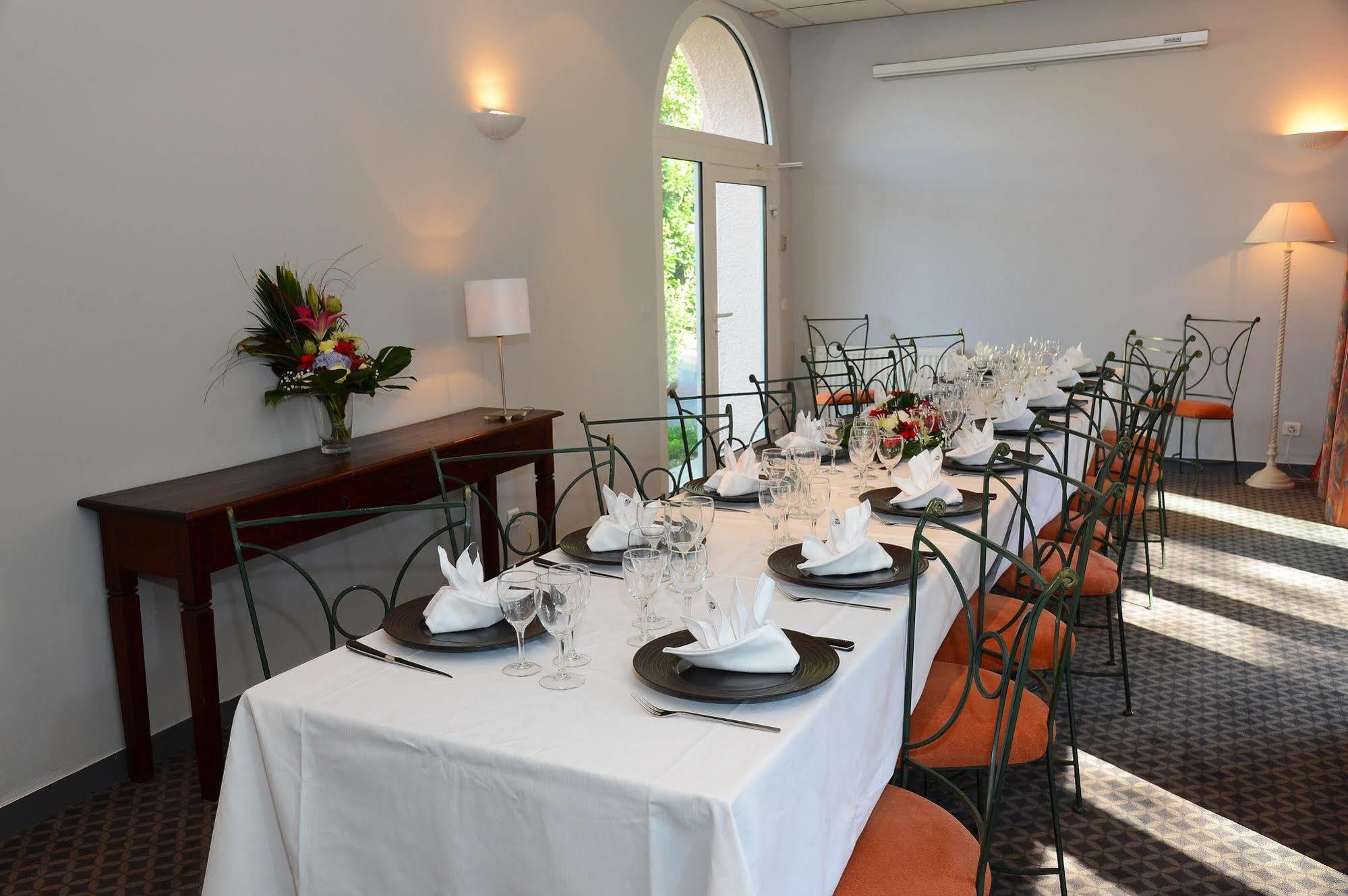 Clos St Eloi, The Originals Relais Thiers Dış mekan fotoğraf